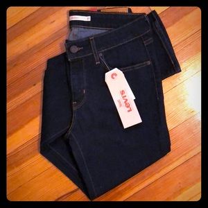 Levi’s 711 Skinny Jeans